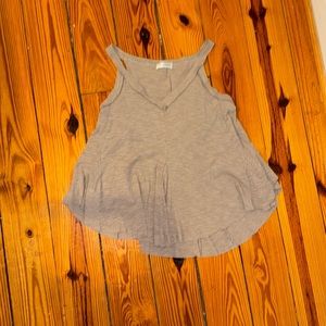 Vestique Tank Top. Size Large. 2022 collar with Mumu and Macaroons.
